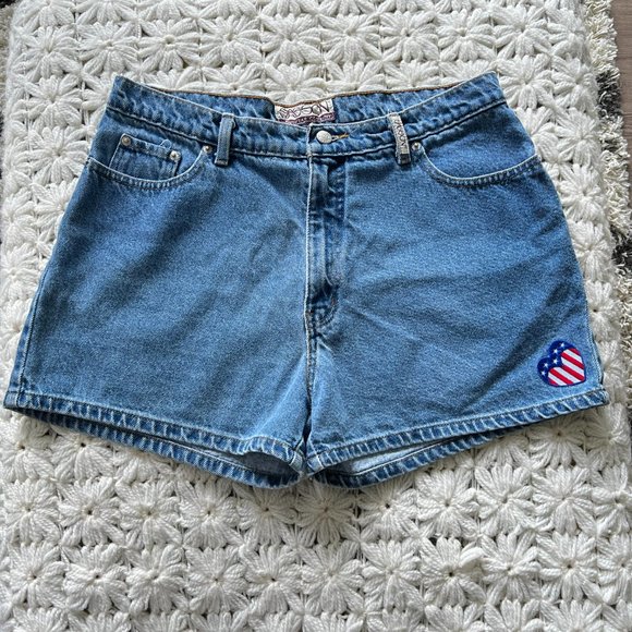 SASSON Vintage Heart Shaped Stars and Stripes Flag High Waisted Jean Shorts - Picture 2 of 14